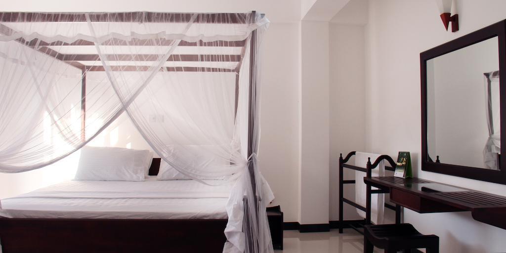 Villa Dineha Hikkaduwa Oda fotoğraf