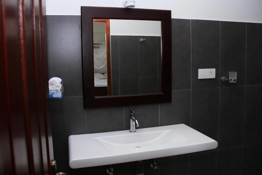 Villa Dineha Hikkaduwa Dış mekan fotoğraf