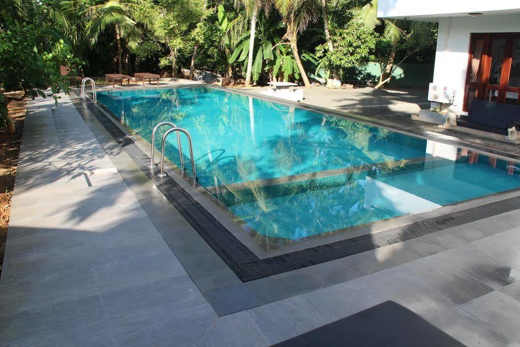 Villa Dineha Hikkaduwa Dış mekan fotoğraf